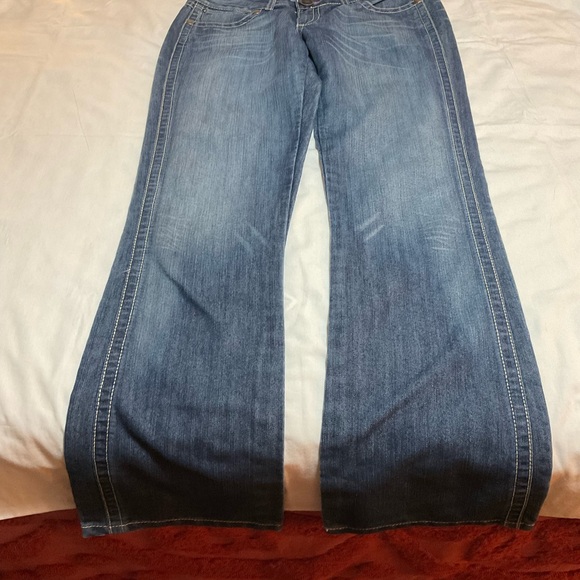 Wrangler women’s boot cut jeans size 7/8 x 34 length - Picture 4 of 7